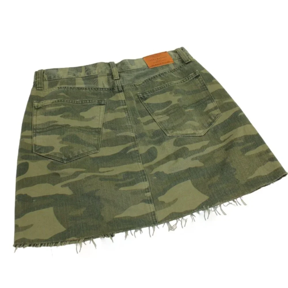 Lucky Brand Old Favorite Military Camo Raw Hem Mini Skirt, Size 4/27